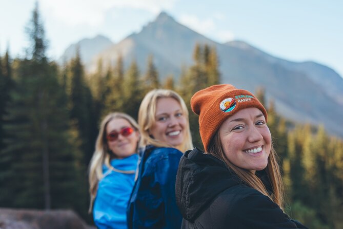 Icefields Parkway Experience - Bow Lake and the glaciers in one short stop