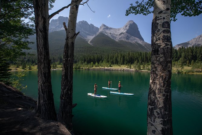 Intro to Stand Up Paddleboarding, Banff National Park - The Guides Make a Big Difference