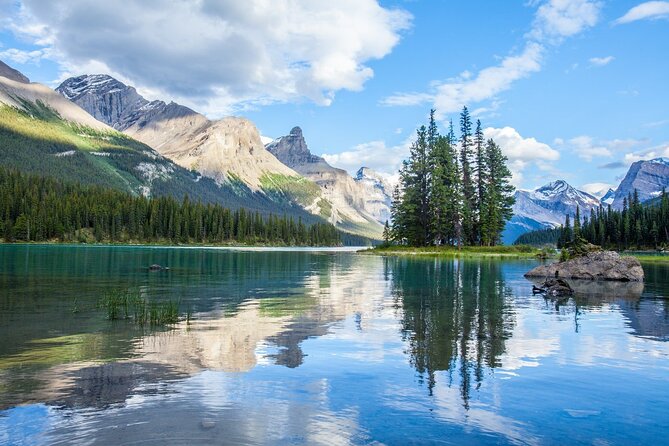 Jasper and Columbia Skywalk Icefield Parkway Private Day Tour - Athabasca Glacier: the main paid attraction
