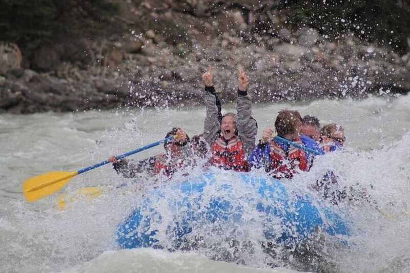 Jasper: Athabasca River Mile 5 Whitewater Rafting Tour - Four or five Class II rapids