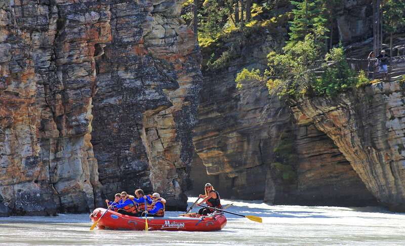 Jasper: Canyon Run Family Whitewater Rafting - What to Wear When the Weather Turns