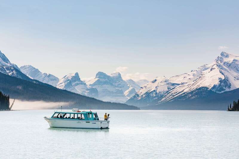 Jasper National Park: Maligne Lake Cruise With Guide - Spirit Island and the short nature stop