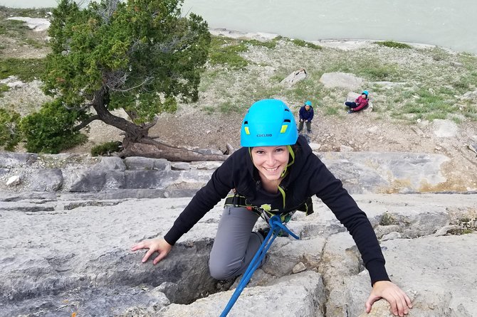 Jasper Rock Climbing Experience - Climbing routes from easy to challenging