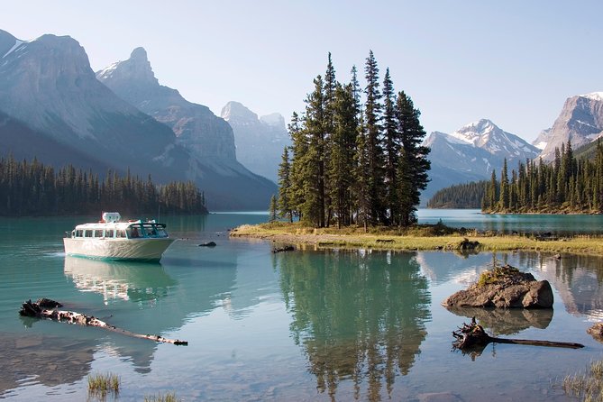 Jasper Wildlife & Sightseeing Tour with Maligne Lake Cruise - Key points to know before booking