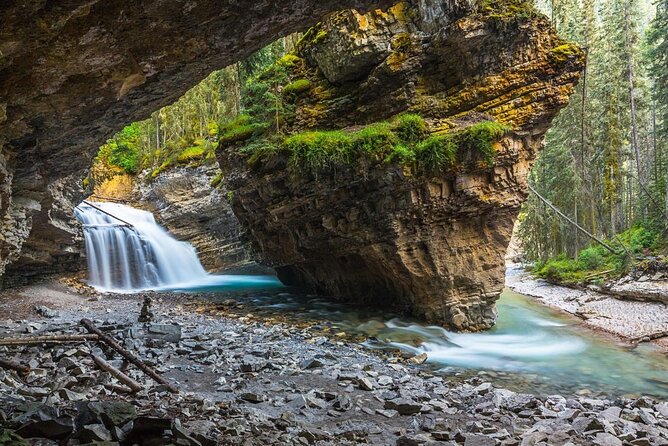 Johnston Canyon Icewalk - Key points to know before booking