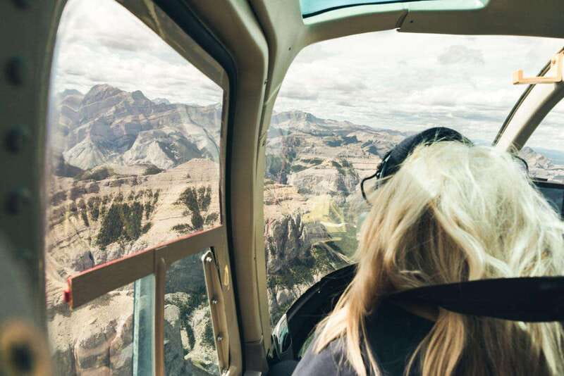 Kananaskis: 30-Minute Heli Tour of Minnewanka Lake and Banff - Starting at Alpine Helicopters near Morley