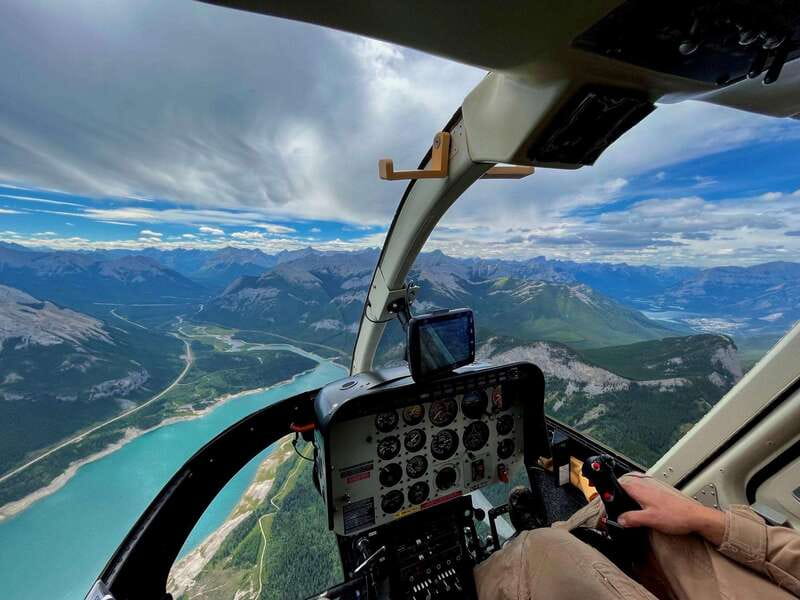 Kananaskis: 45 Minute "Sleeping Warrior" Helicopter Tour - Crossing the Assiniboine and Gloria Glaciers