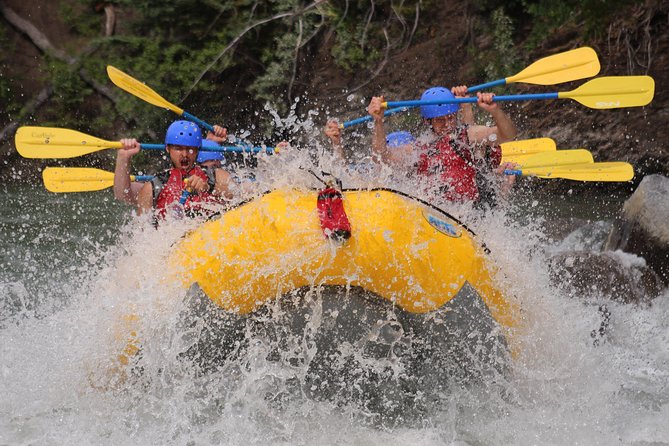 Kananaskis River Rafting Adventure - Weather, clothing, and comfort