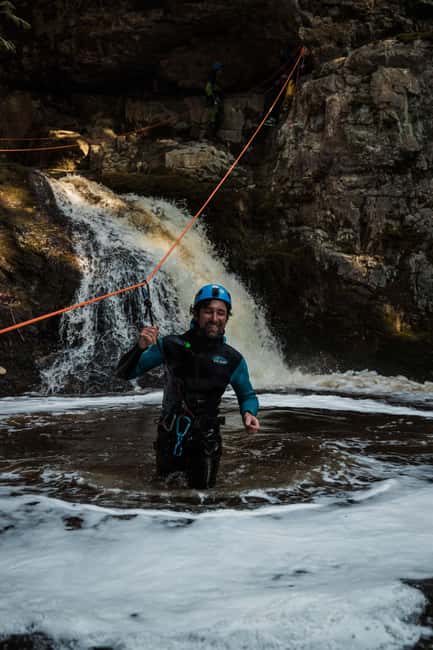 Kelowna: Adrenaline Canyoning Tour - The 20-minute safety briefing