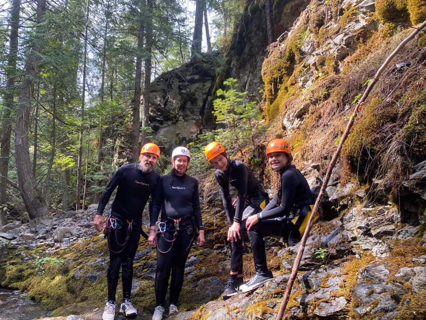 Kelowna: Adrenaline Canyoning Tour - The regular route and the high-rope option
