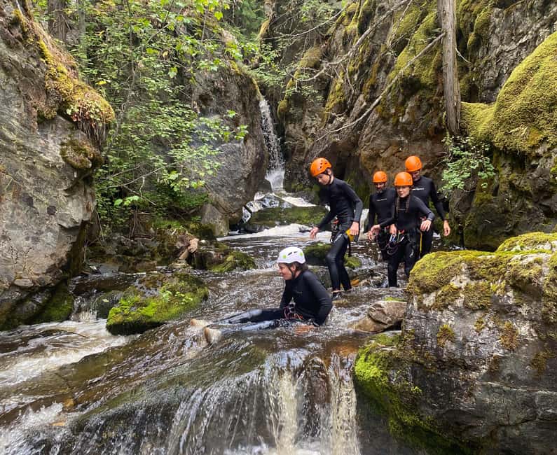 Kelowna: Adrenaline Canyoning Tour - The final 20-minute hike back