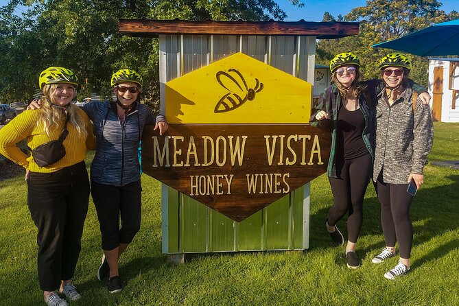 Kelowna E-Bike Bee Tour, Tastings, Organic Lunch & Audio Guide - The ride back to Kelowna