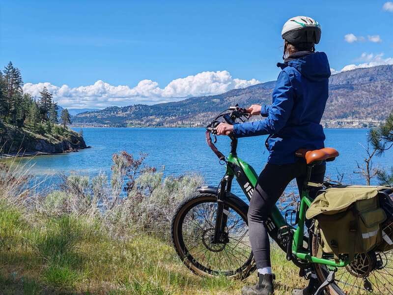 Kelowna: E-Bike Rental with In-App Navigation Guide - Choosing two, four, or eight hours