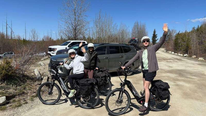 Kelowna: E-Bike Rental with In-App Navigation Guide - Your first minutes: fitting the bike and learning the controls