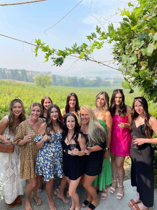 Kelowna: Lake Country Full Day Guided Wine Tour - Why Lake Country makes a good wine day