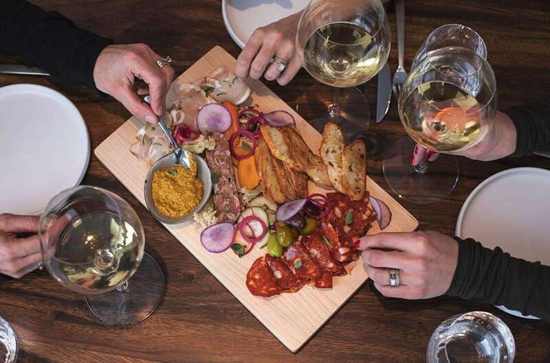 Kelowna: Sunset Sip Wine Tour - Mt. Boucherie Estate Winery and the best views