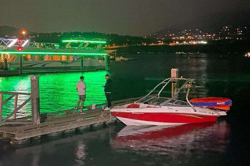 Kelowna: Tiki Party Yacht Rental - Boarding, timing, and the first few minutes