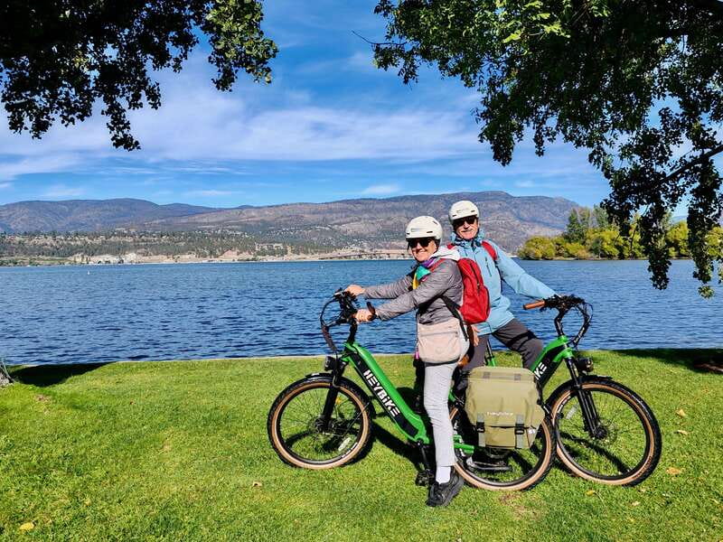 Kelowna: Wine Tasting by E-bike, Smartphone Guide & Lunch - SpearHead Winery brings a second style