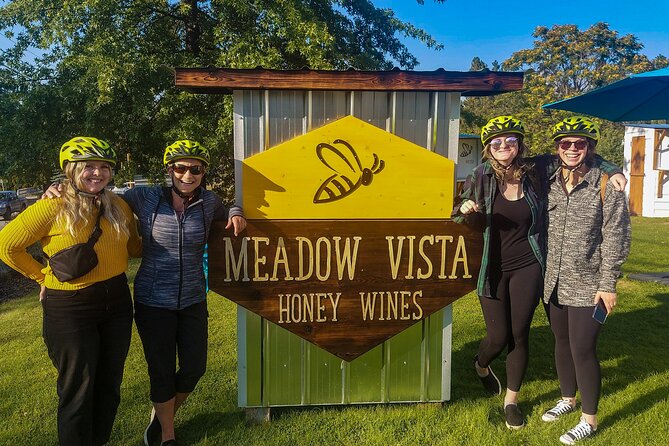 Kelowna Wine Tour by E-bike, Okanagan Valley Views and Lunch - Who will enjoy this ride most