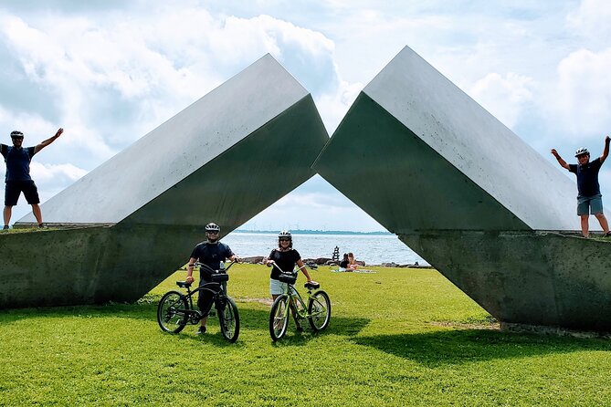 Kingston Bike Tours - Art, Rembrandt, and Kingston’s cultural side