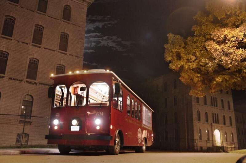 Kingston: Ghosts and Mysteries Trolley Tour - Downtown Kingston: history with a sinister edge