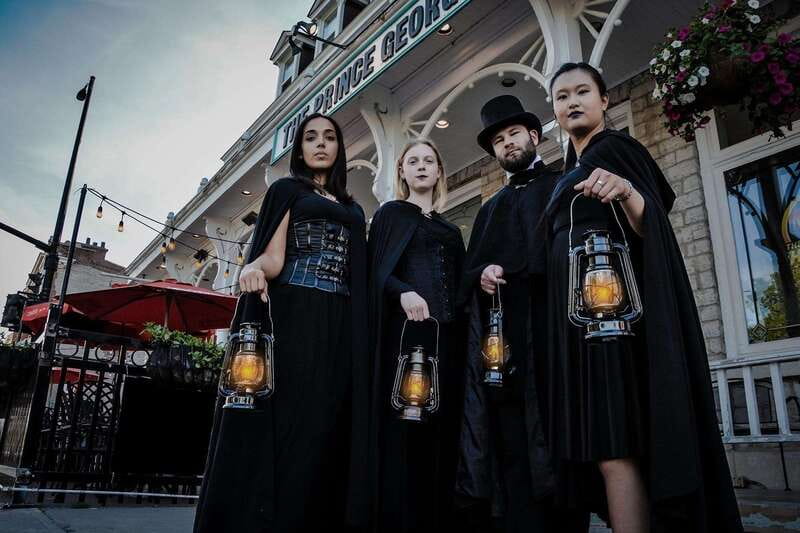 Kingston: Haunted Night Walking Tour - The old courthouse, burial grounds and grave robbings