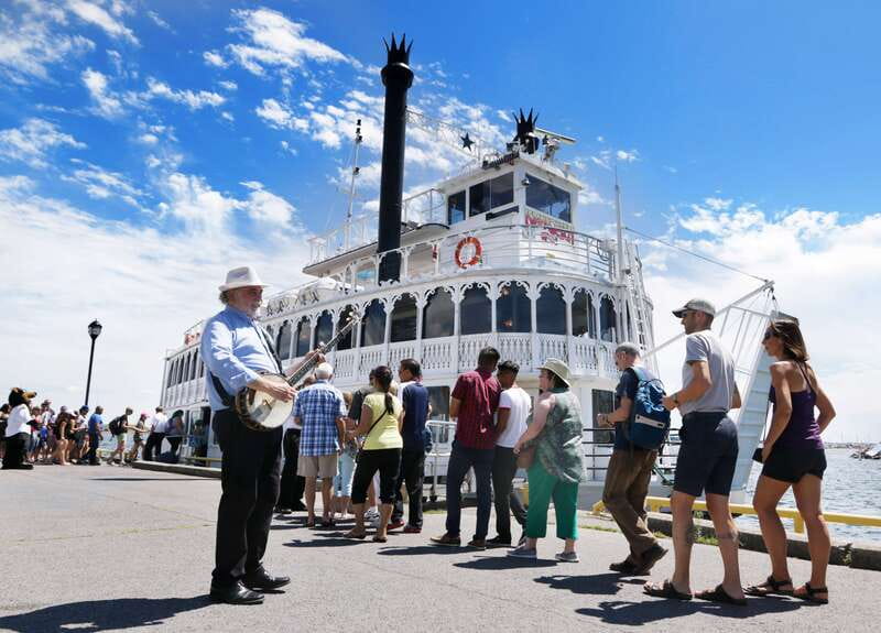 Kingston: Heart of the Thousand Islands Riverboat Cruise - The Admiralty group and its island views