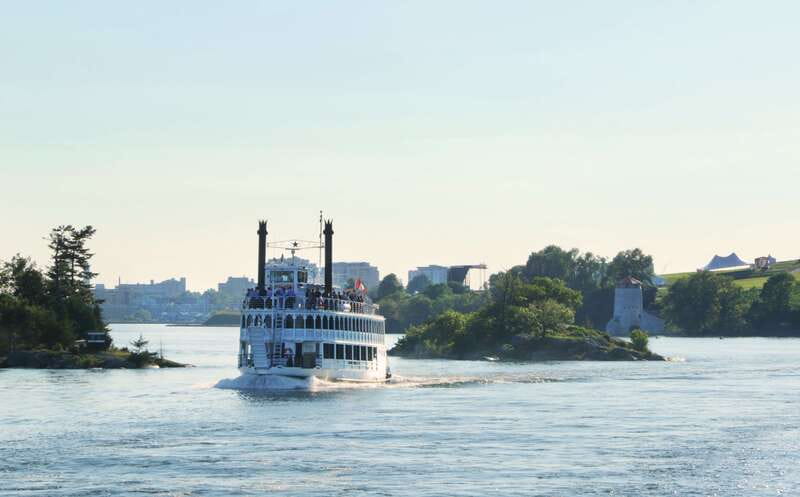 Kingston: Heart of the Thousand Islands Riverboat Cruise - Weather, seating, and what to bring