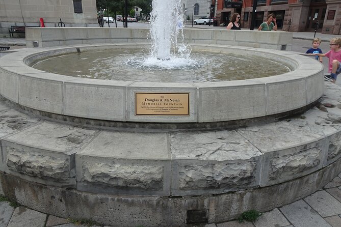 Kingston Self-Guided Walking Tour & Scavenger hunt (updated) - The Frontenac County Court House and Empire Life