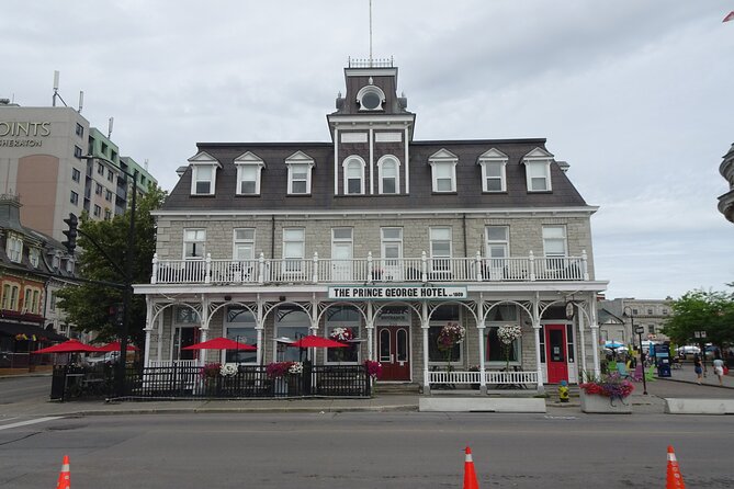 Kingston Self-Guided Walking Tour & Scavenger hunt (updated) - Confederation Park and Shoal Tower