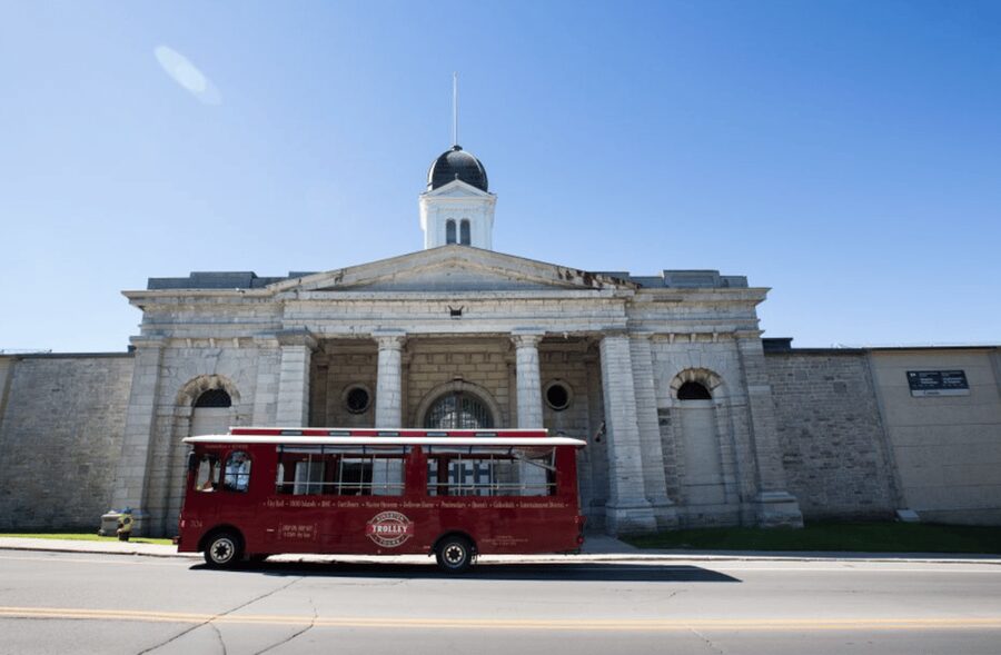 Kingston: Trolley City Tour - Fort Henry and the Point Henry views