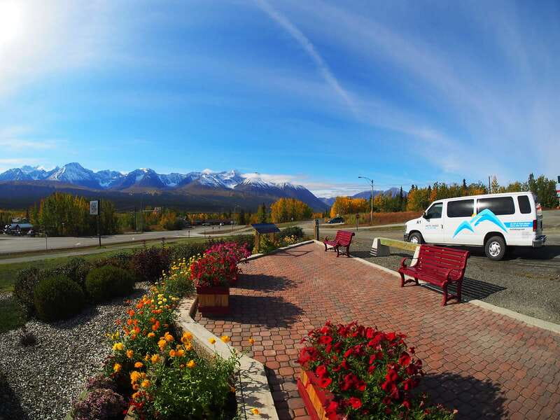 Kluane National Park: Full Day Tour - From Whitehorse to the Alaska Highway