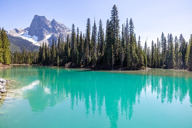 Lake Louise and Moraine Lake Full Day Tour - Lunch in Lake Louise Village