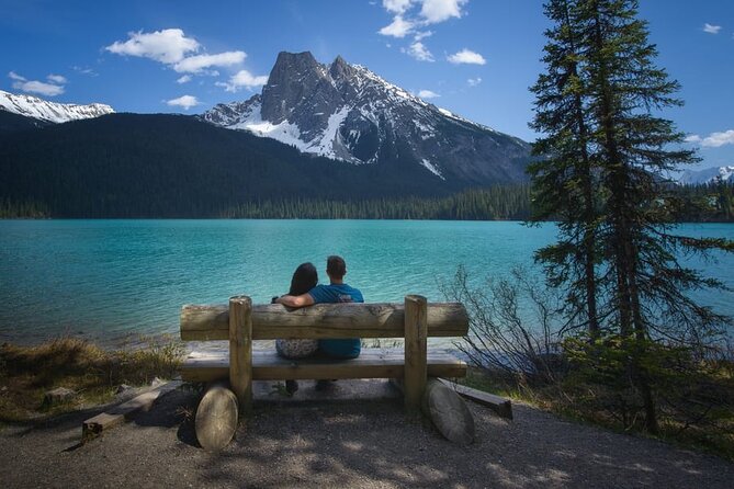 Lake Louise, Moraine/Bow, Emerald & Peyto - 4 Lakes in Banff - Emerald Lake brings a different color