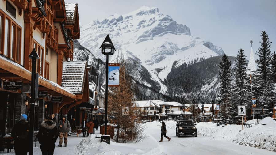 Lake Louise, Moraine, & Emerald: From Calgary/Canmore/Banff - Banff town for shops, sweets, and a final wander