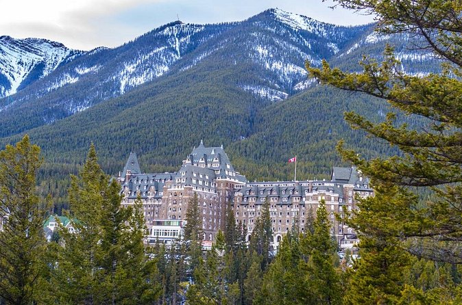 Lake Louise Moraine Lake Icefield Parkway Full Day Private Tour - What private transportation really buys you