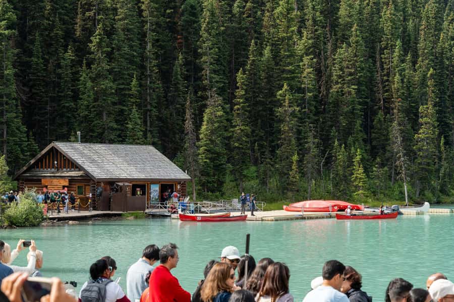 Lakes Moraine, Louise, Emerald, Johnston Canyon & Yoho Tour - Key points to know before booking