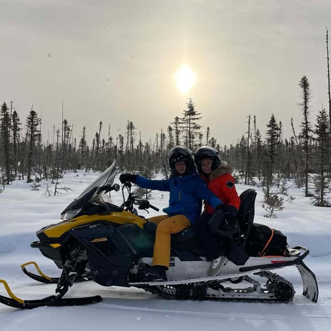 Laurentians: Snowmobile Guided Tour - Learning the machine before the trail