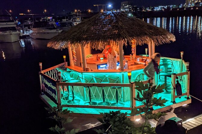 Lilo Floating Tiki Bar on the Ottawa River - The best time to go