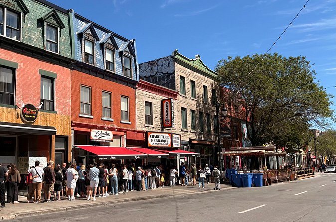 Making Their Mark: Montreal Jewish History Walking Tour - The guides make the difference