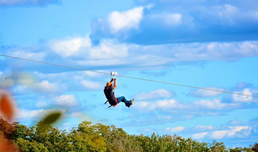 Mont-Catherine: Ziplines & Hike - The 3,000-foot first zipline