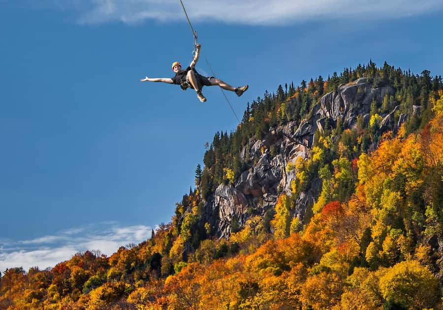 Mont-Catherine: Ziplines & Hike - A heated teepee at the summit