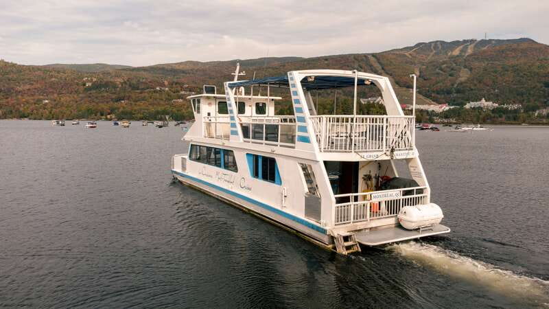 Mont-Tremblant: Guided Scenic Lake Cruise - Finding the federal wharf at Lac Tremblant