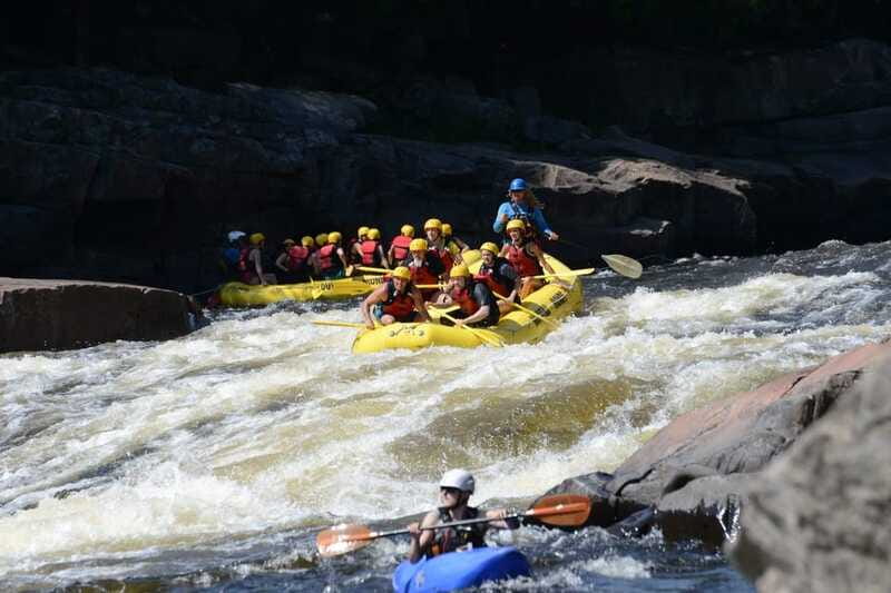 Mont-Tremblant: Half-Day White Water Rafting - What to bring and who should come
