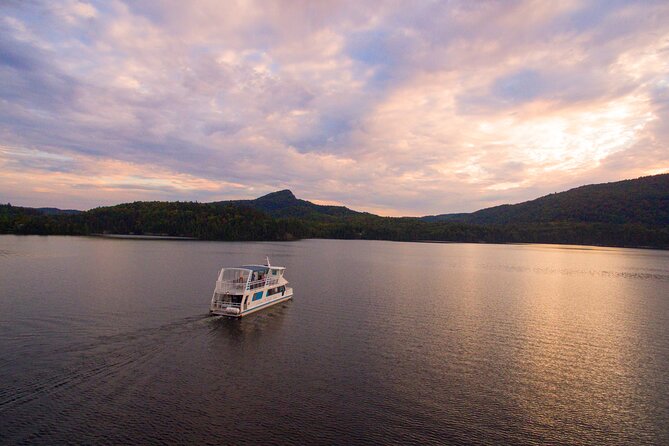 Mont-Tremblant Lake Cruise - Seeing Mont-Tremblant from the water
