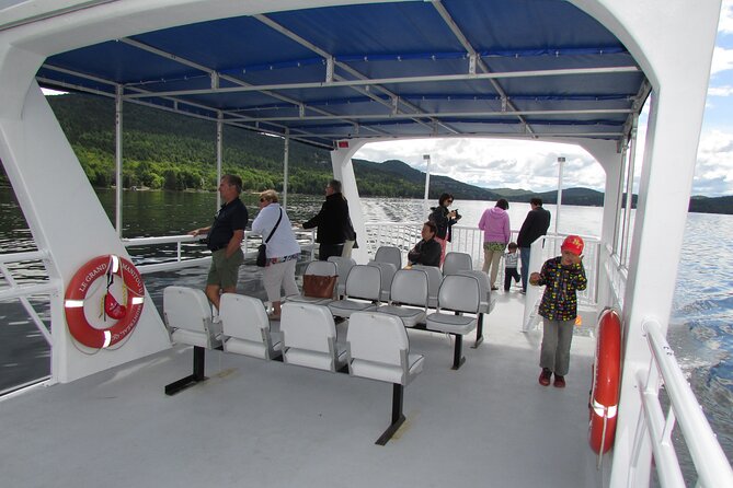 Mont-Tremblant Lake Cruise - The views and photo opportunities