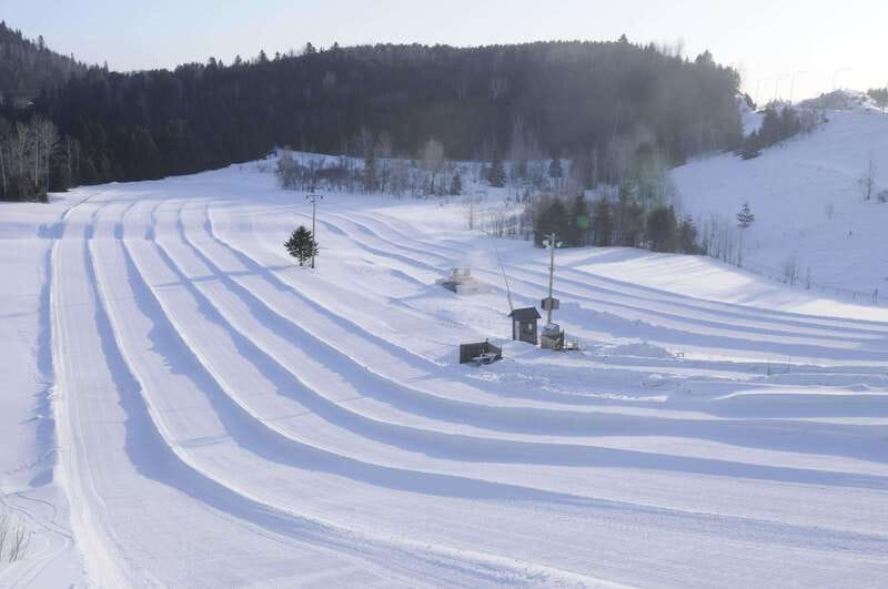 Mont-Tremblant: Snow Tubing with a Mechanical Lift - A simple snow day near Tremblant Resort