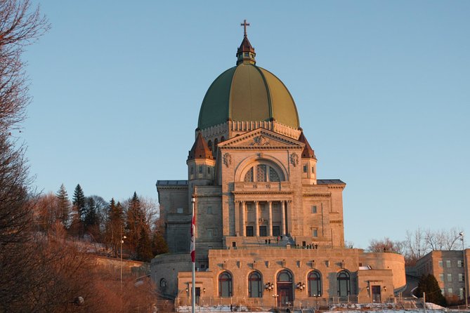 Montreal at Night Tour - Old Montreal and the Notre-Dame Basilica photo stop