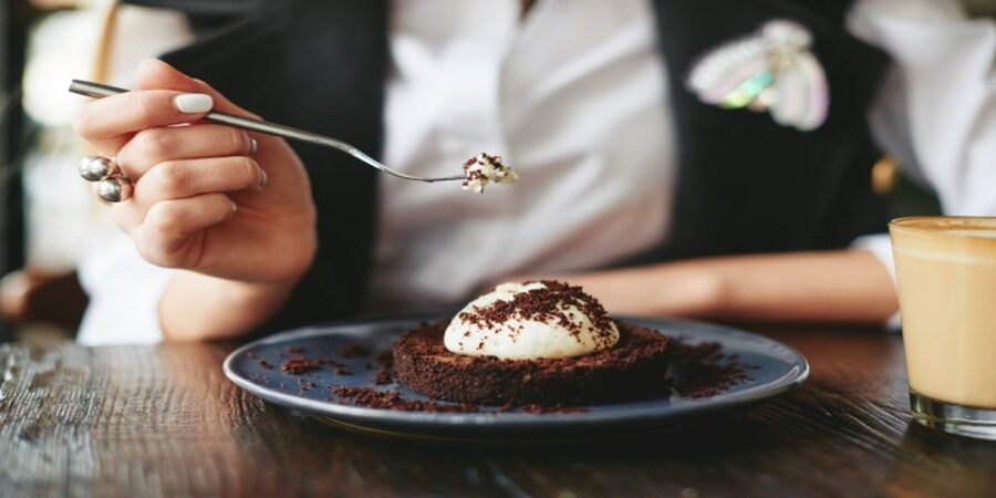 Montreal: Best of Montreal Food Walking Tour with Tastings - Key points at a glance
