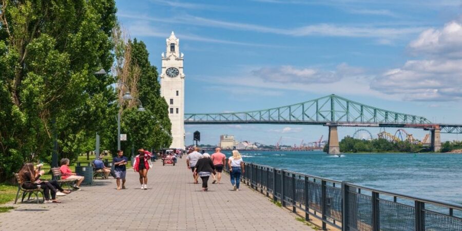 Montreal: Best of Montreal Food Walking Tour with Tastings - Jeanne-Mance Park gives you time to reset